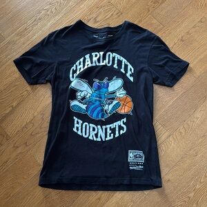 Charlotte Hornets Men’s Graphic T-shirt